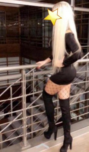 Mersin Bakımlı Esra 25 Yaşında Kendi Yeri Var — Mersin